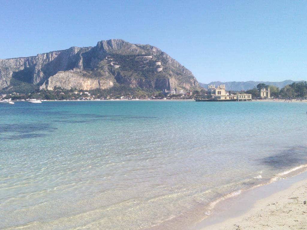 Holiday&House - Imparato Vacanze Prestige Mondello Exterior foto